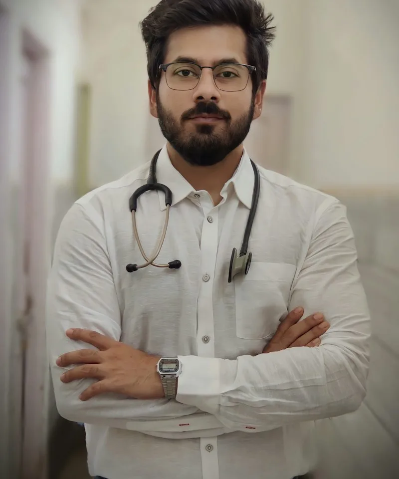 Dr. Omar Sabbagh Dr. Omar Sabbagh, Lavora Clinic