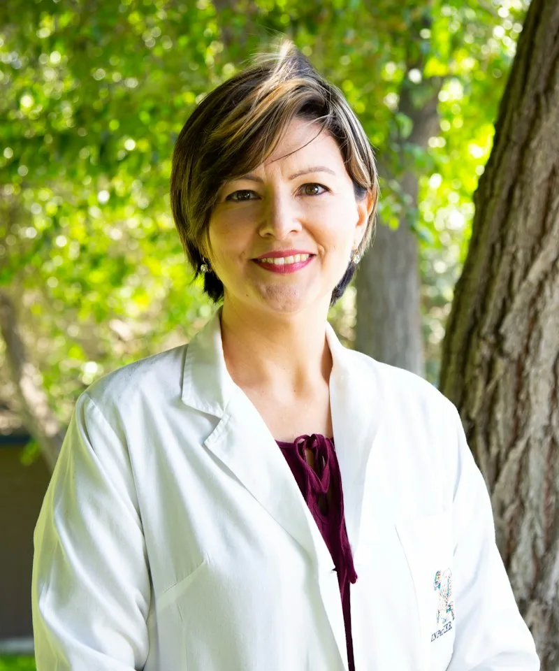 Dr. Rana Khoury Dr. Rana Khoury, Lavora Clinic