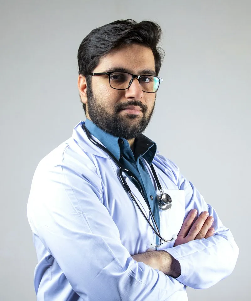 Dr. Yousef Barakat Dr. Yousef Barakat, Lavora Clinic